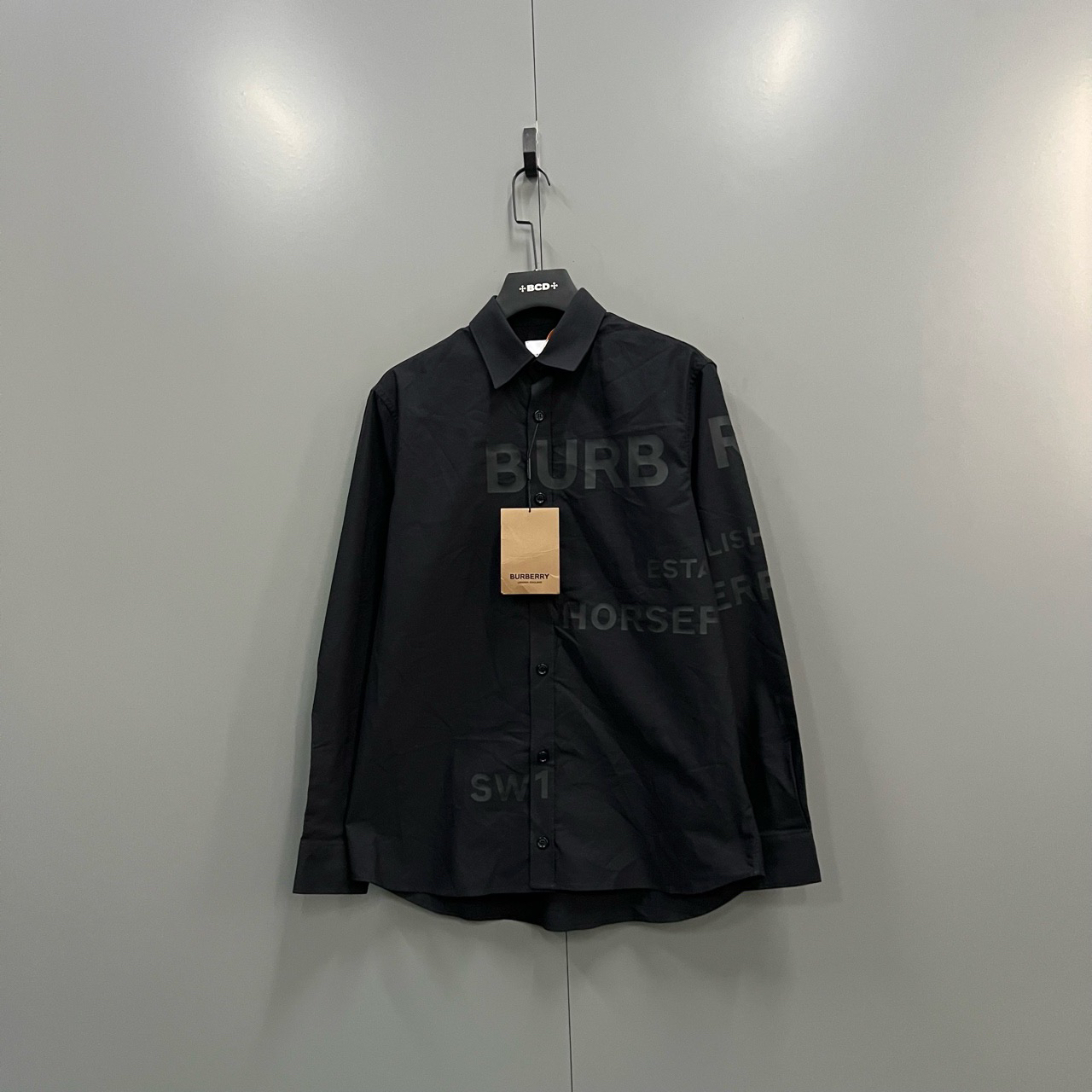 （bb）108 巴宝莉 黑色胶印logo衬衫 S码/98新/400014