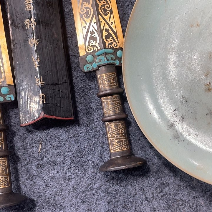 摆件何****鑫瓷器瓷器瓷器摆件