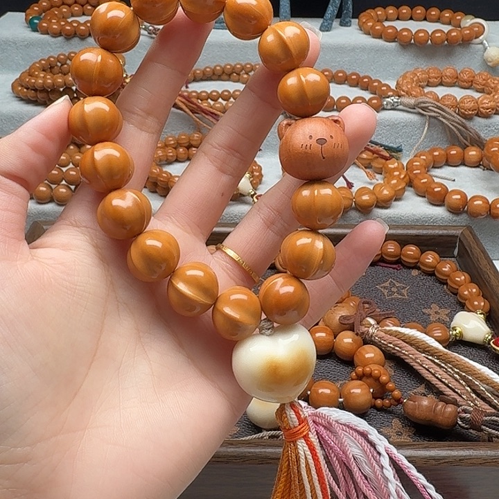 吊坠猴头核桃鲨鱼手持