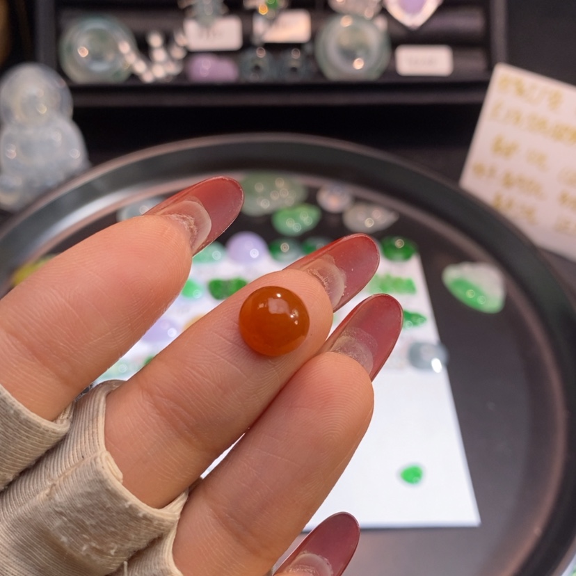 【闪购商品】翡翠挂件未镶嵌蛋面