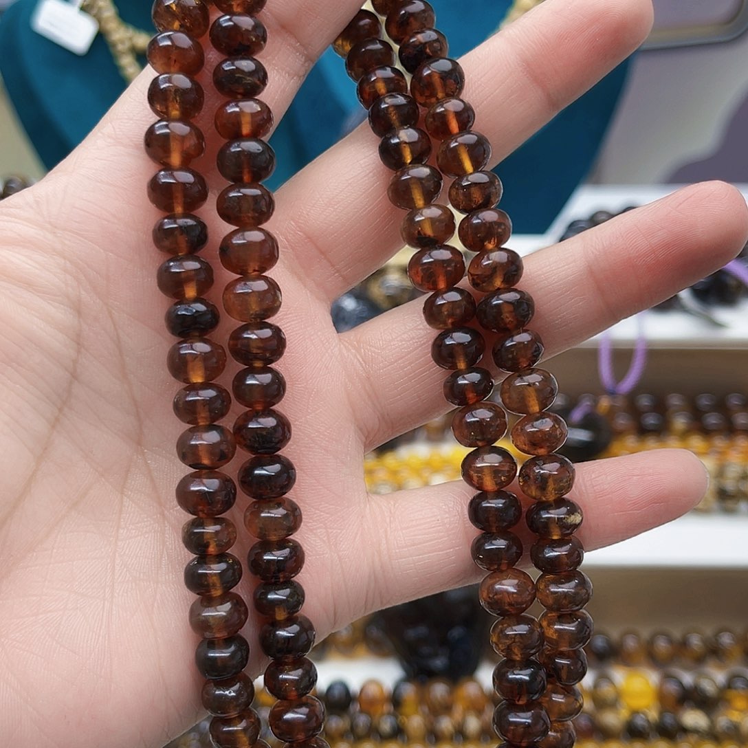 琥珀颈饰未镶嵌抚顺琥珀8