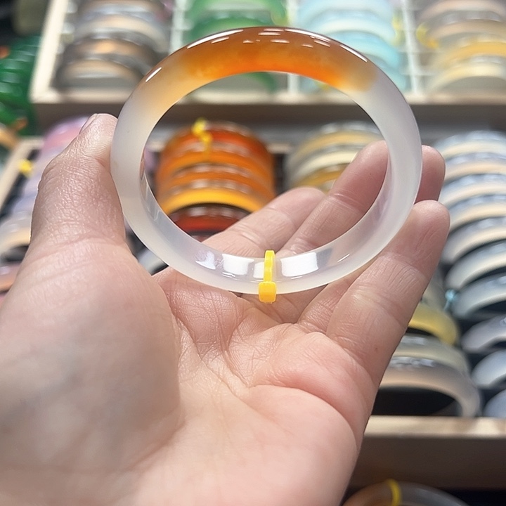 玛瑙/玉髓手镯未镶嵌花*