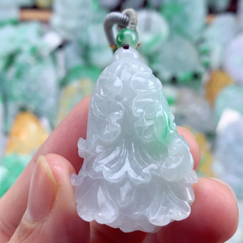 【闪购商品】翡翠吊坠(不含链)未镶嵌