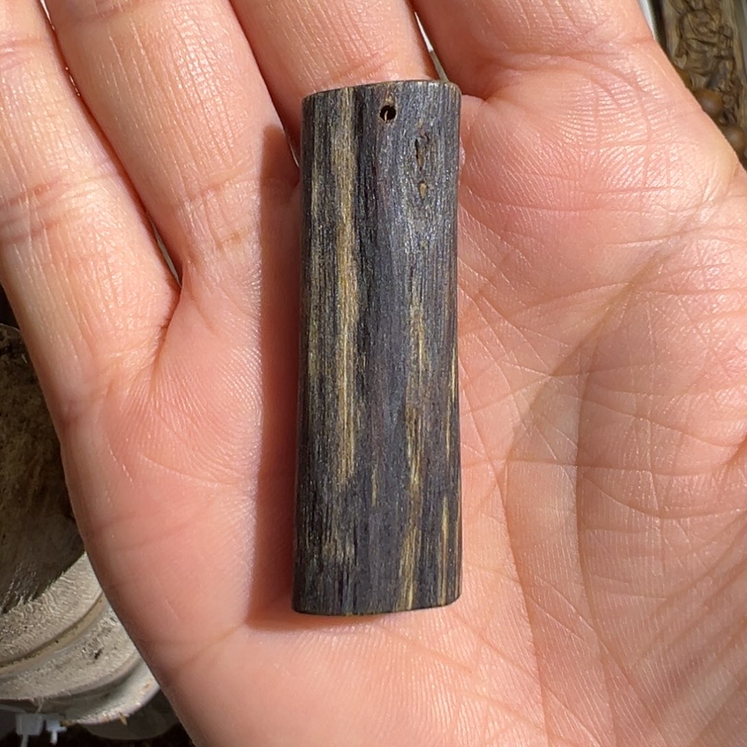 沉香吊坠?绿棋楠吊坠3.8克