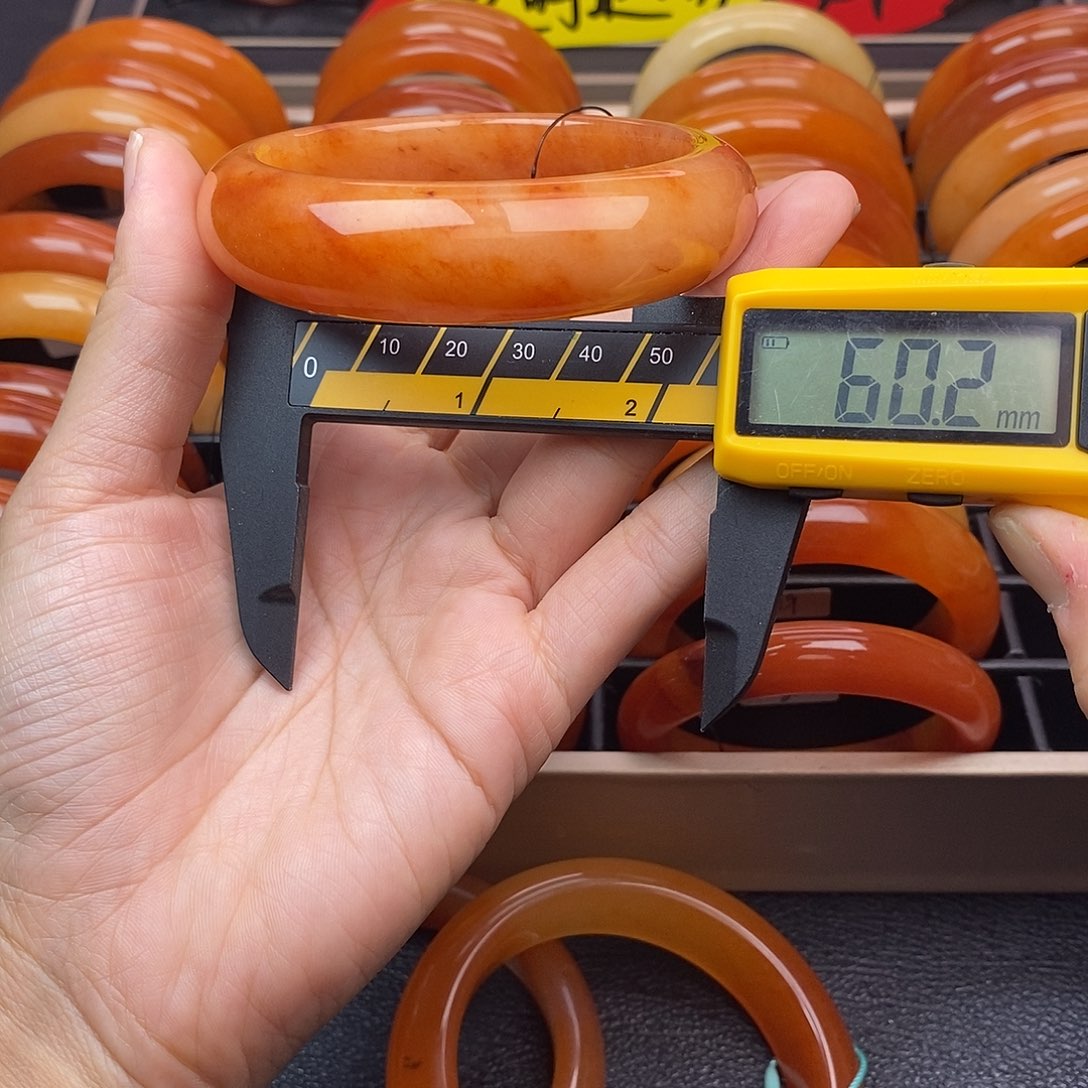 非金属37号飘花钱色
