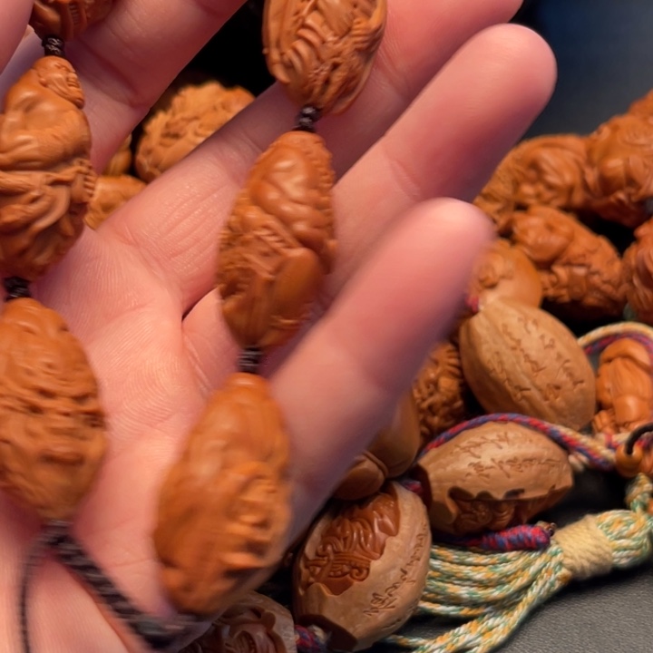 *****橄榄核吊坠七宗罪 