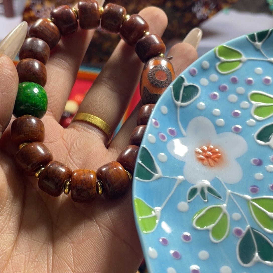 紫砂漏了一个月了吧哈