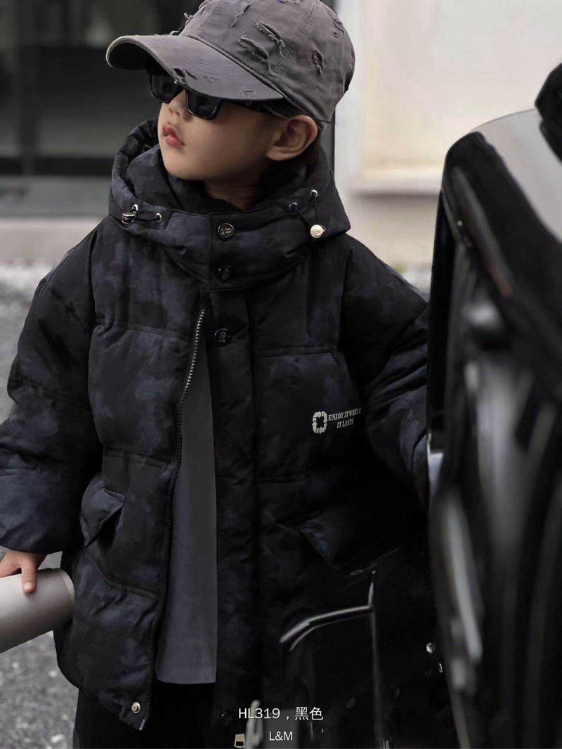 洋气连帽时尚短款外套