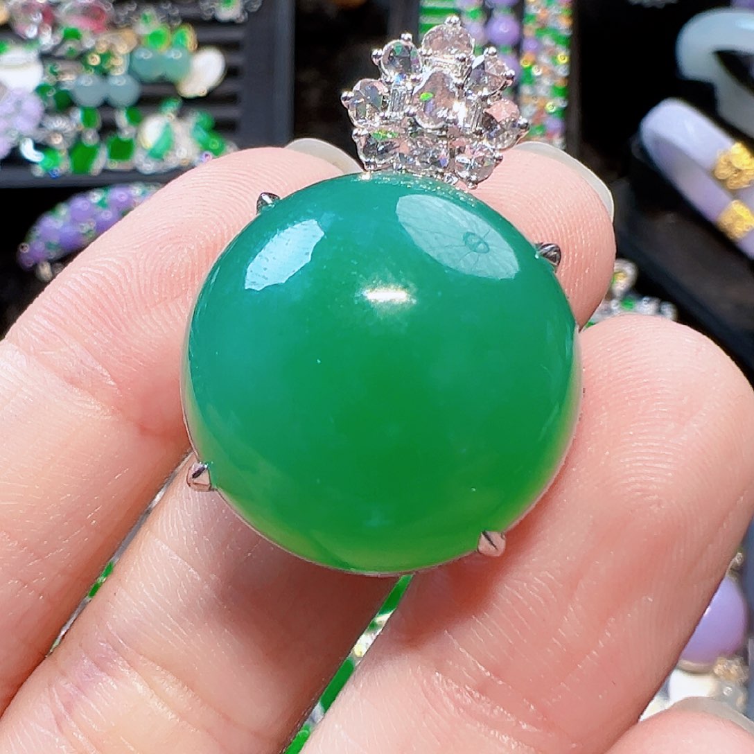 翡翠戒指18K金镶嵌签收后24小时鉴赏期