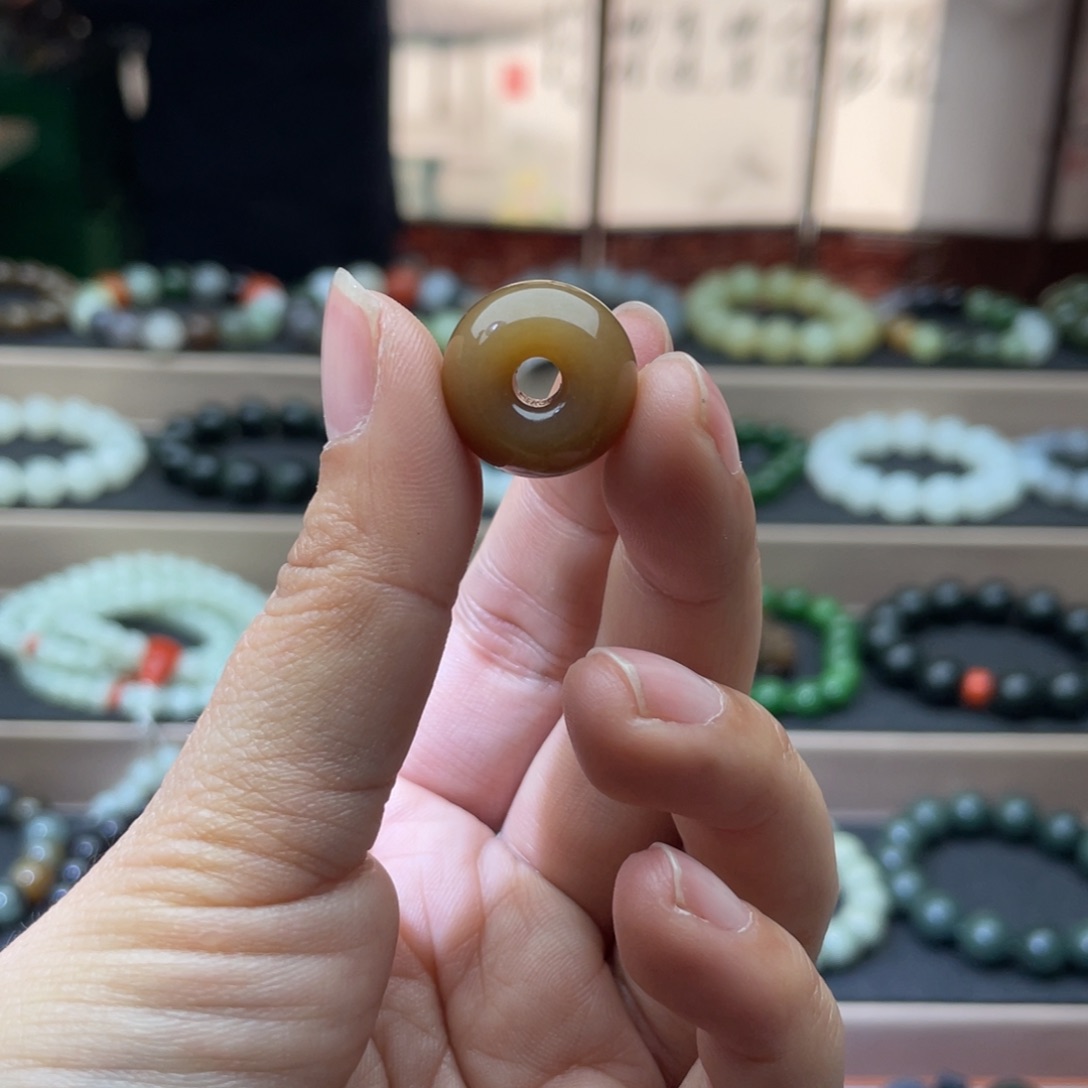 和田玉（糖玉）单珠未镶嵌鱼**5