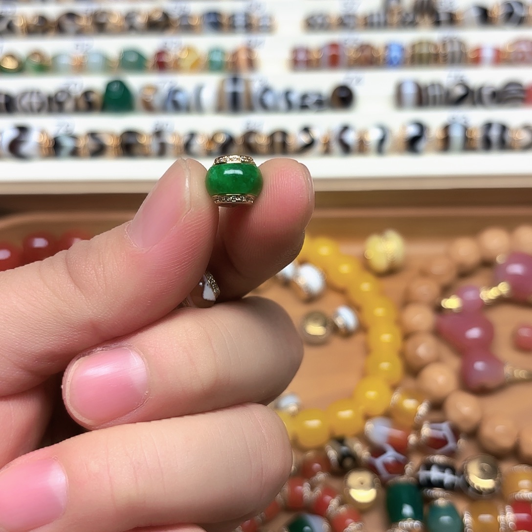 风***雨玛瑙/玉髓未镶嵌隔珠