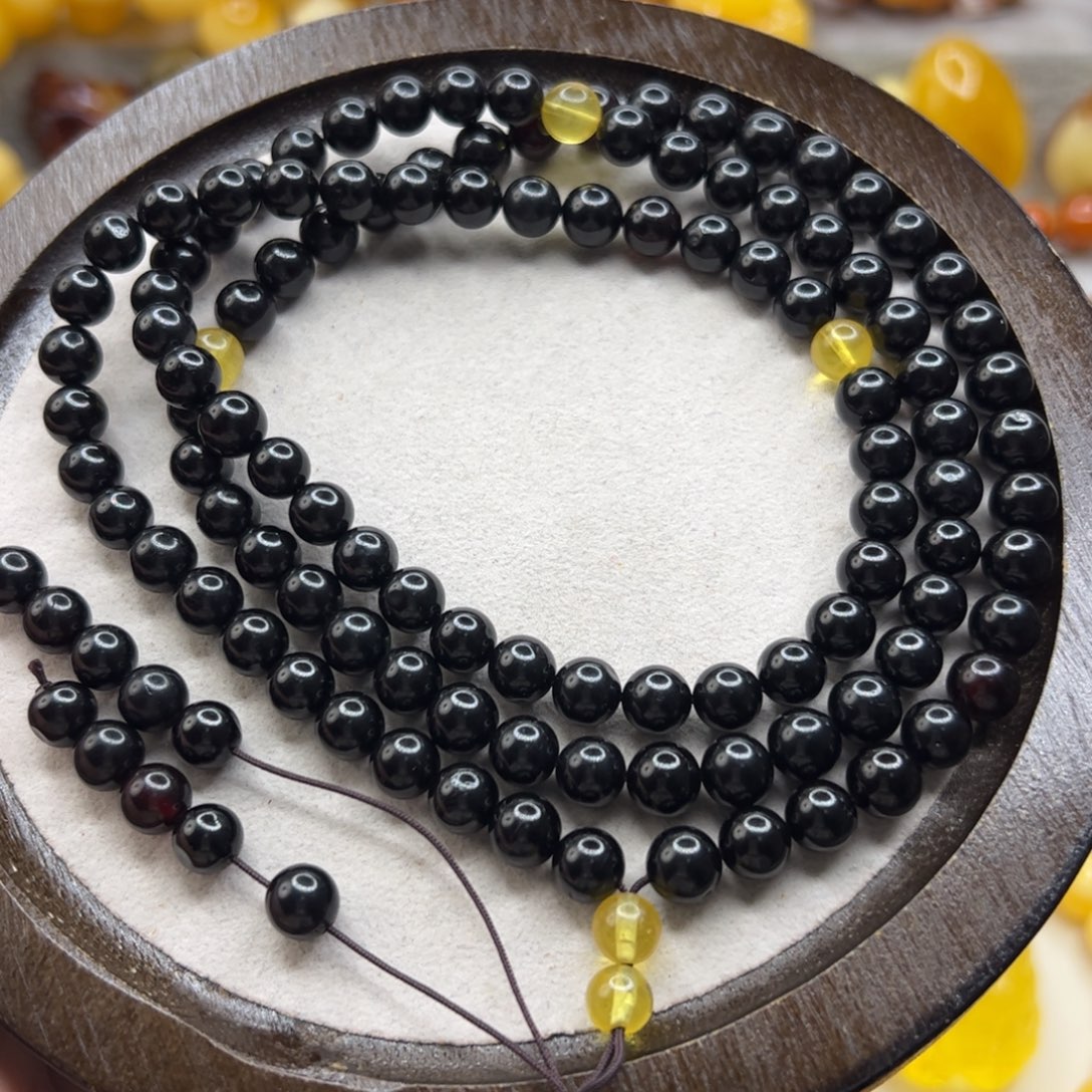 琥珀未镶嵌珠宝奇石7