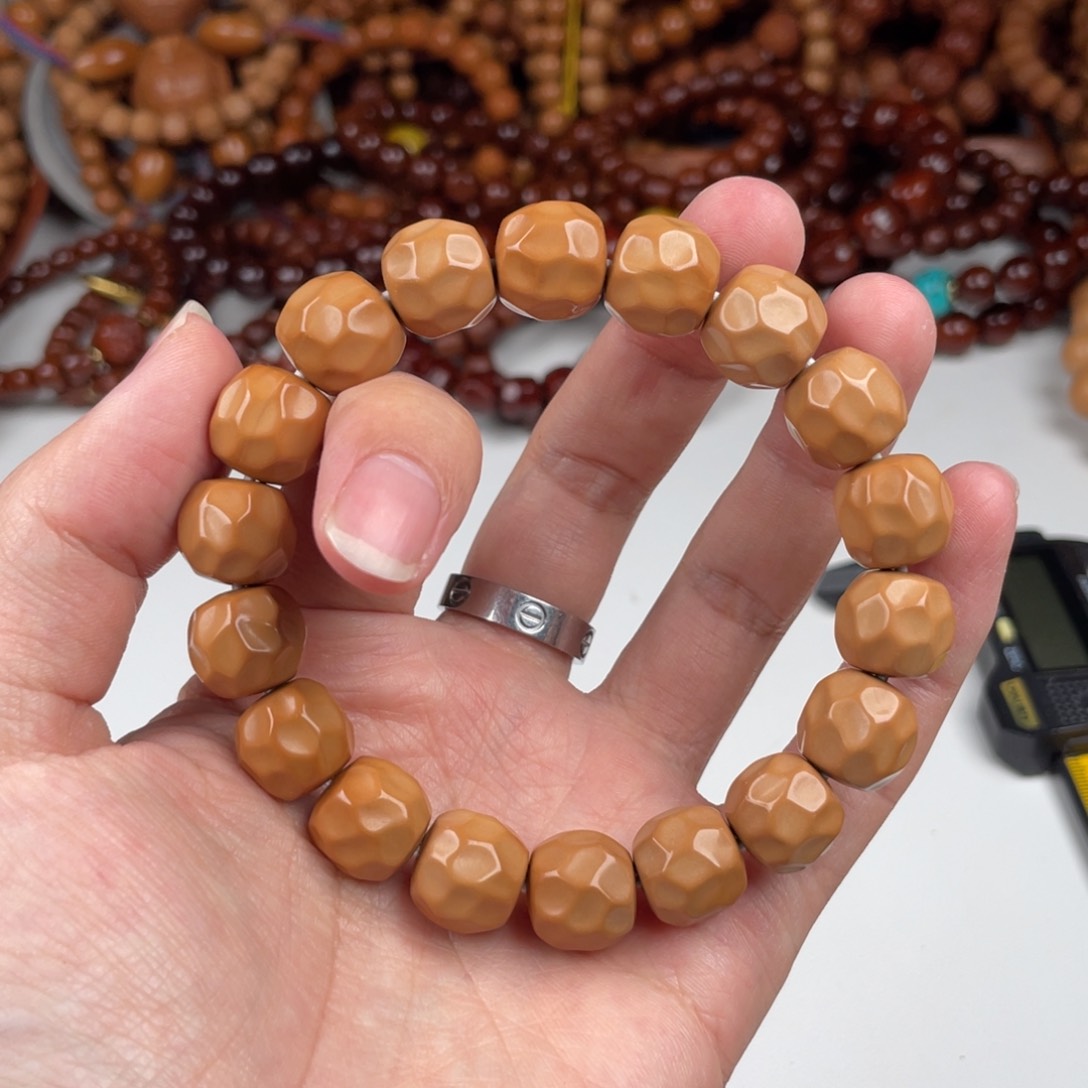 猴头核桃手串大奶酪55.8