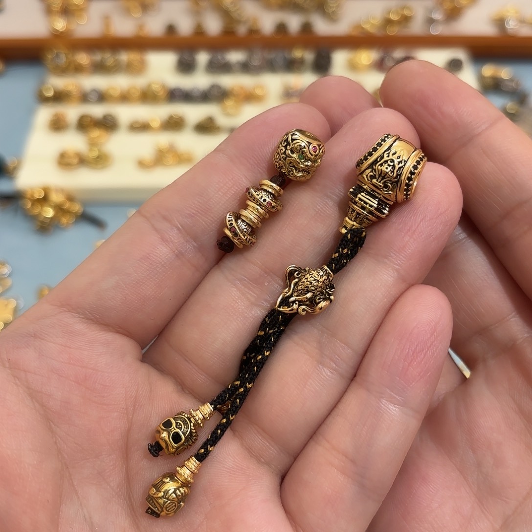 浏***）一套配饰啊啊啊啊啊啊啊啊