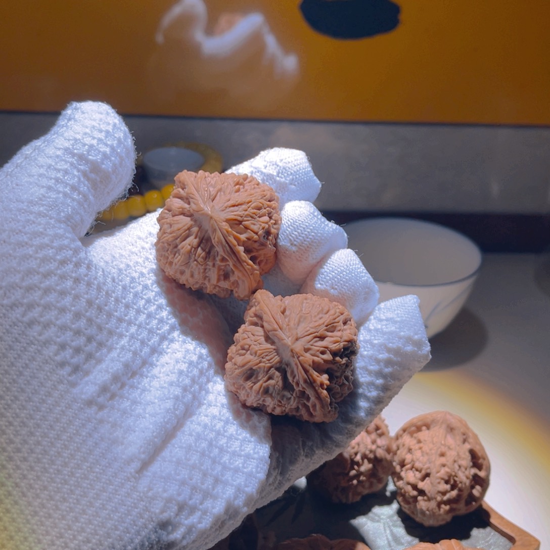 吊坠桃核低****子45全品南疆石核桃