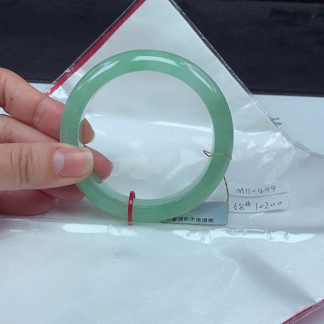 翡翠手镯未镶嵌58圈499