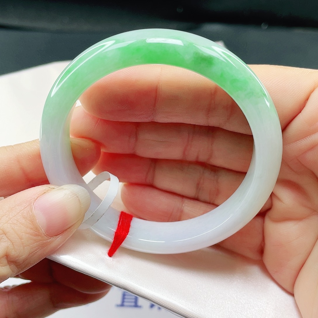 未镶嵌手镯翡翠白*正圈52.1。005