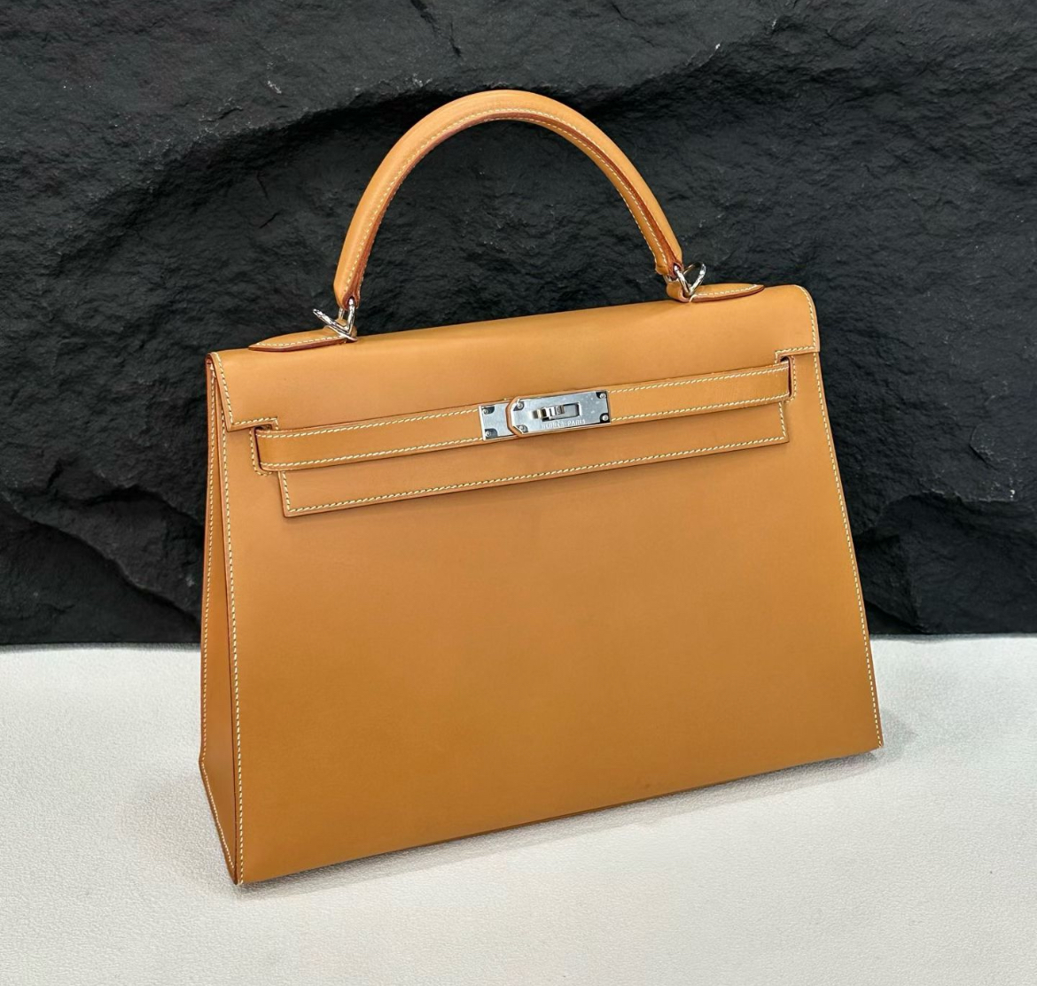 99新 Hermes/爱马仕 kelly32饼干色 银扣 马鞍皮 框E刻