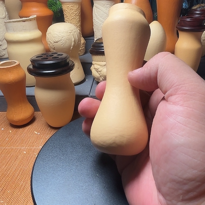 隐隐约约看到小心翼翼去