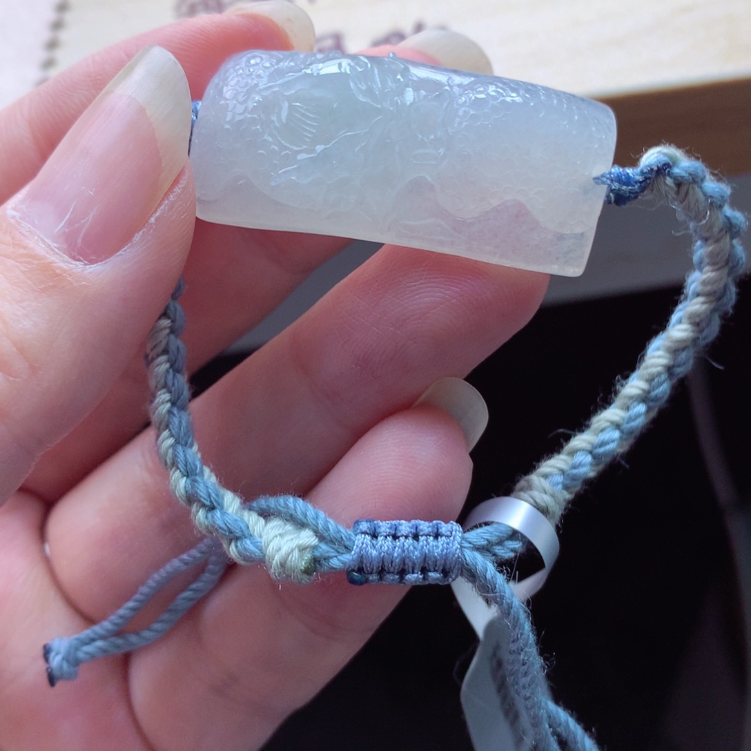 翡翠颈饰未镶嵌吊坠