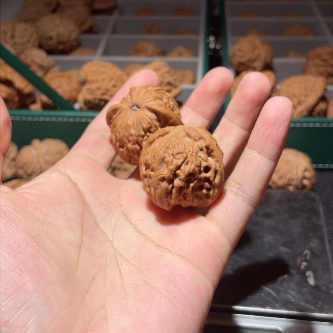 桃核把件i**o38全品磨盘