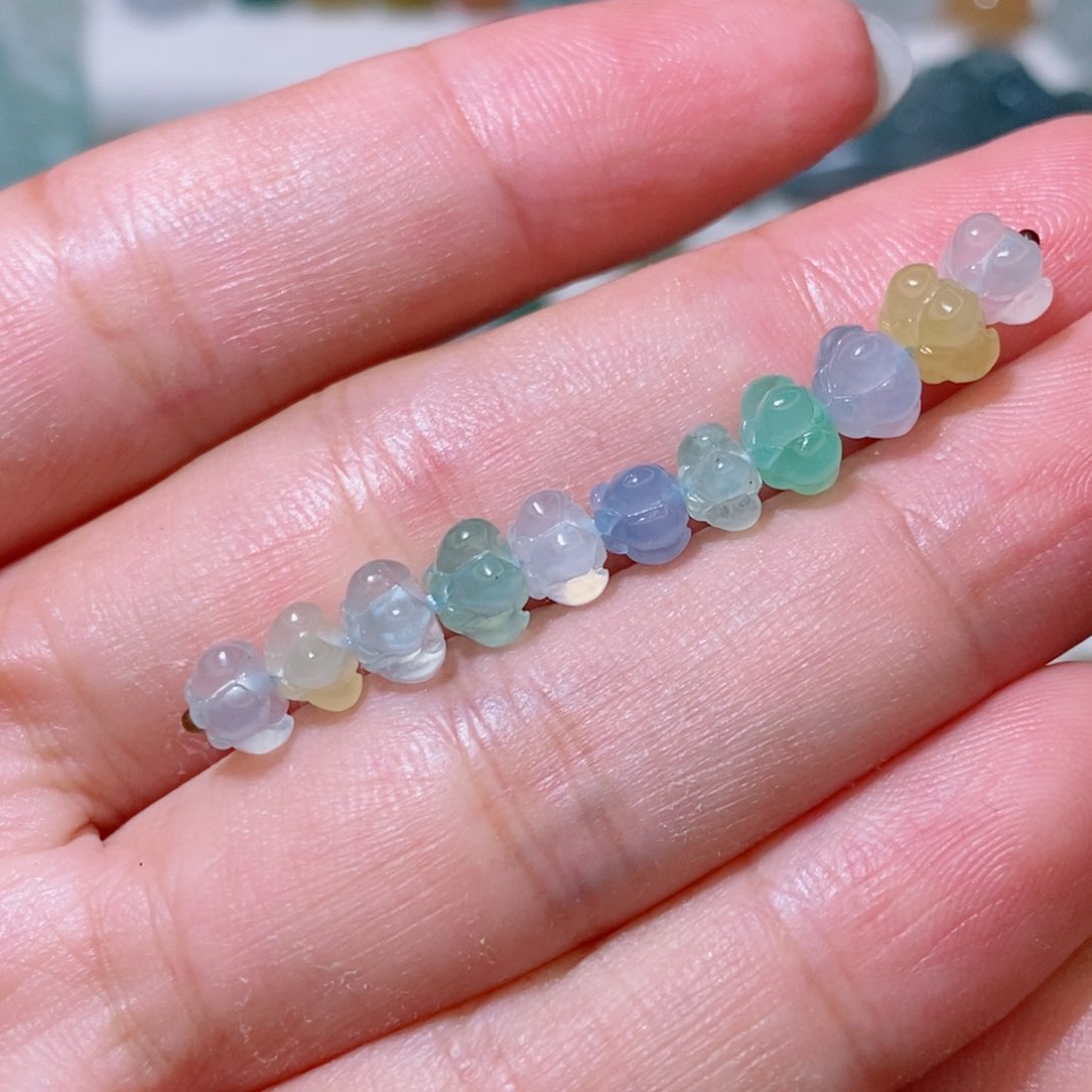 定制翡翠未镶嵌缅甸翡翠莲花11颗