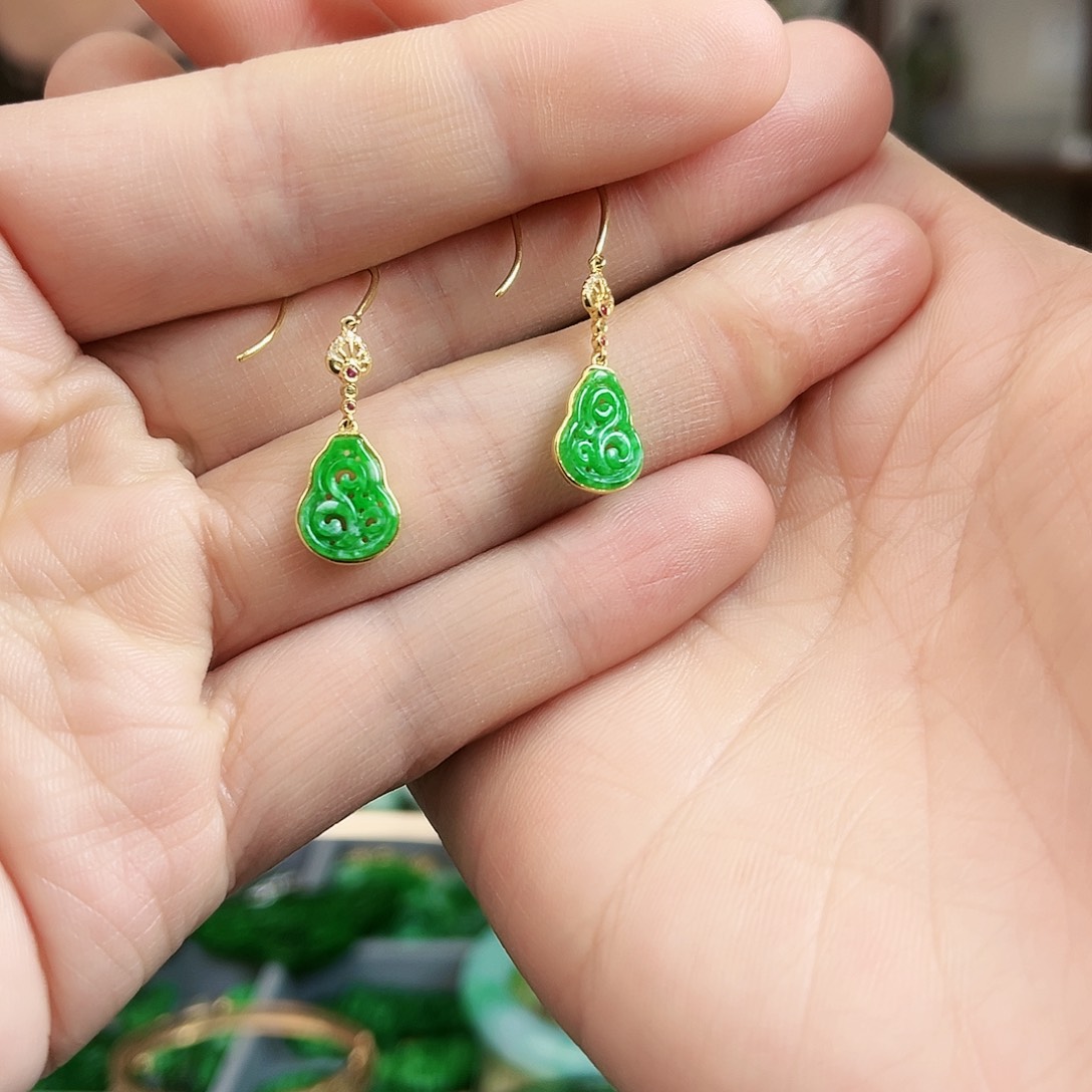 翡翠耳饰18K金镶嵌耳饰