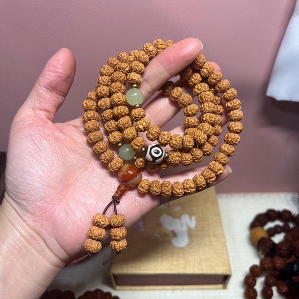 9-10mm小金刚108颗