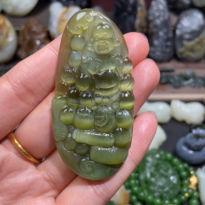 颈饰未镶嵌和田玉