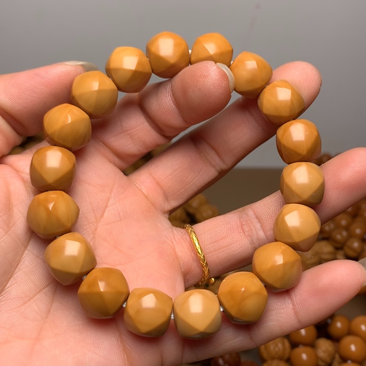 猴头核桃吊坠猴头