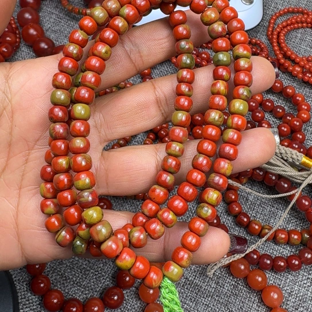 南红玛瑙未镶嵌手链