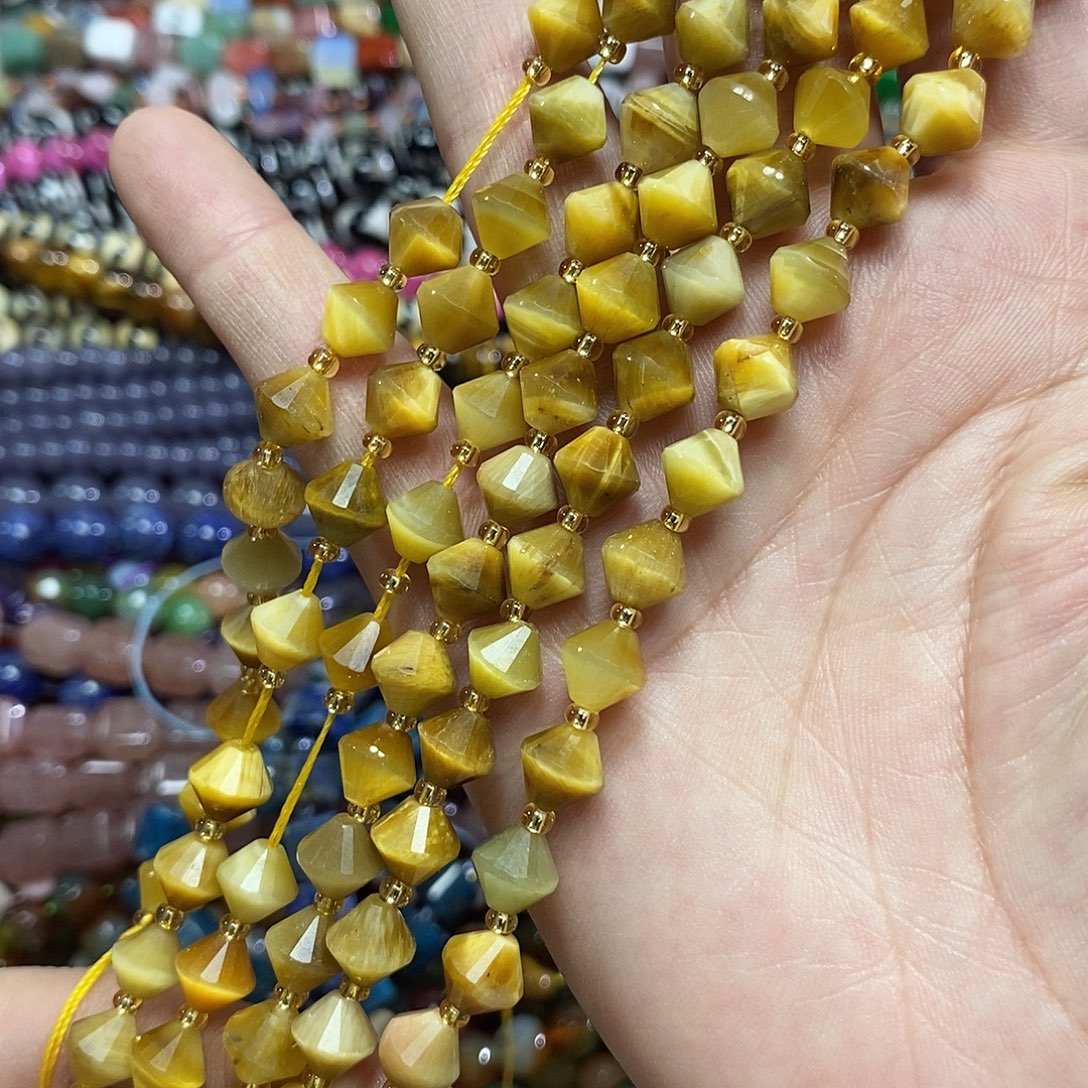 玛瑙/玉髓未镶嵌珠宝半成品金虎铃铛一条卡8mm