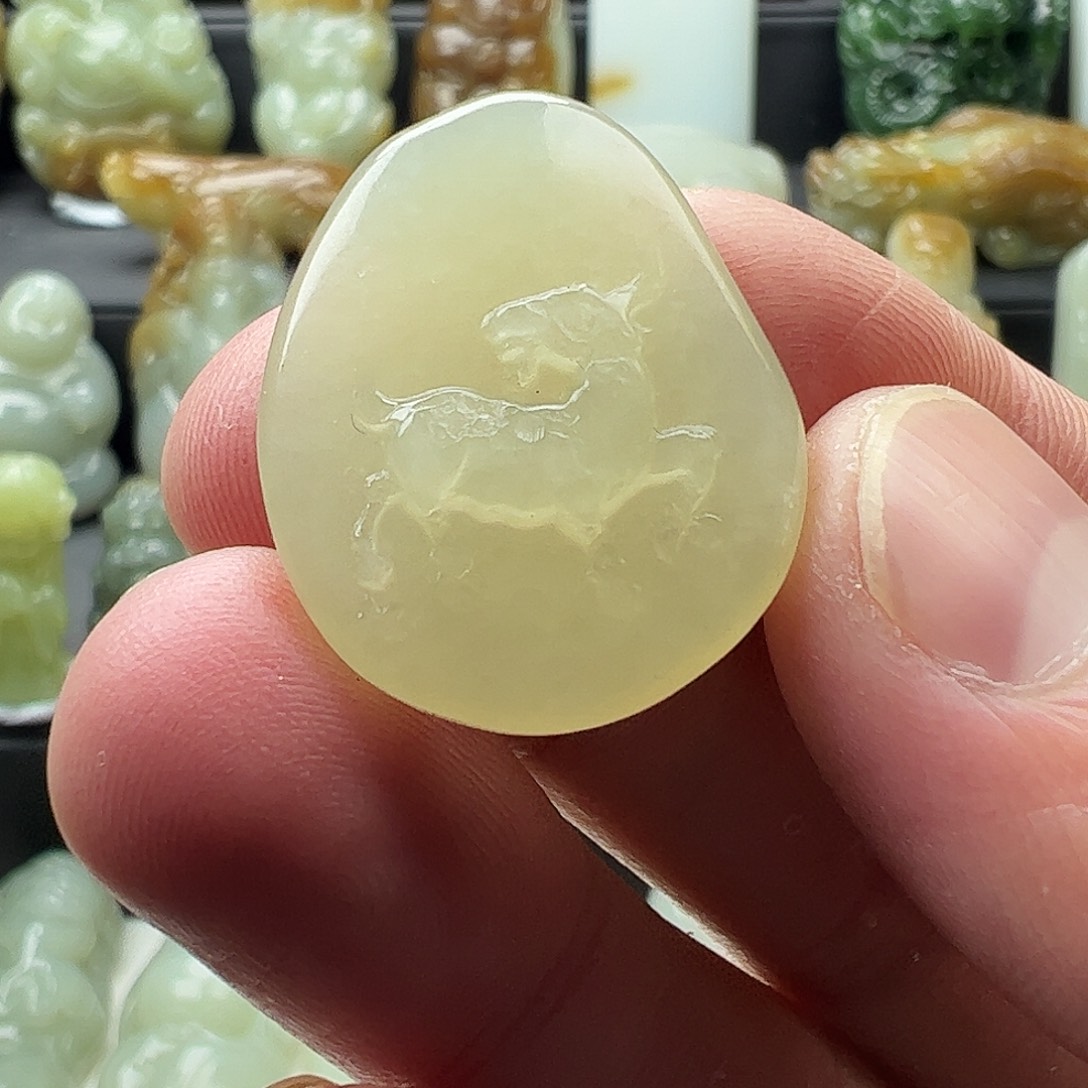 和田玉挂件未镶嵌