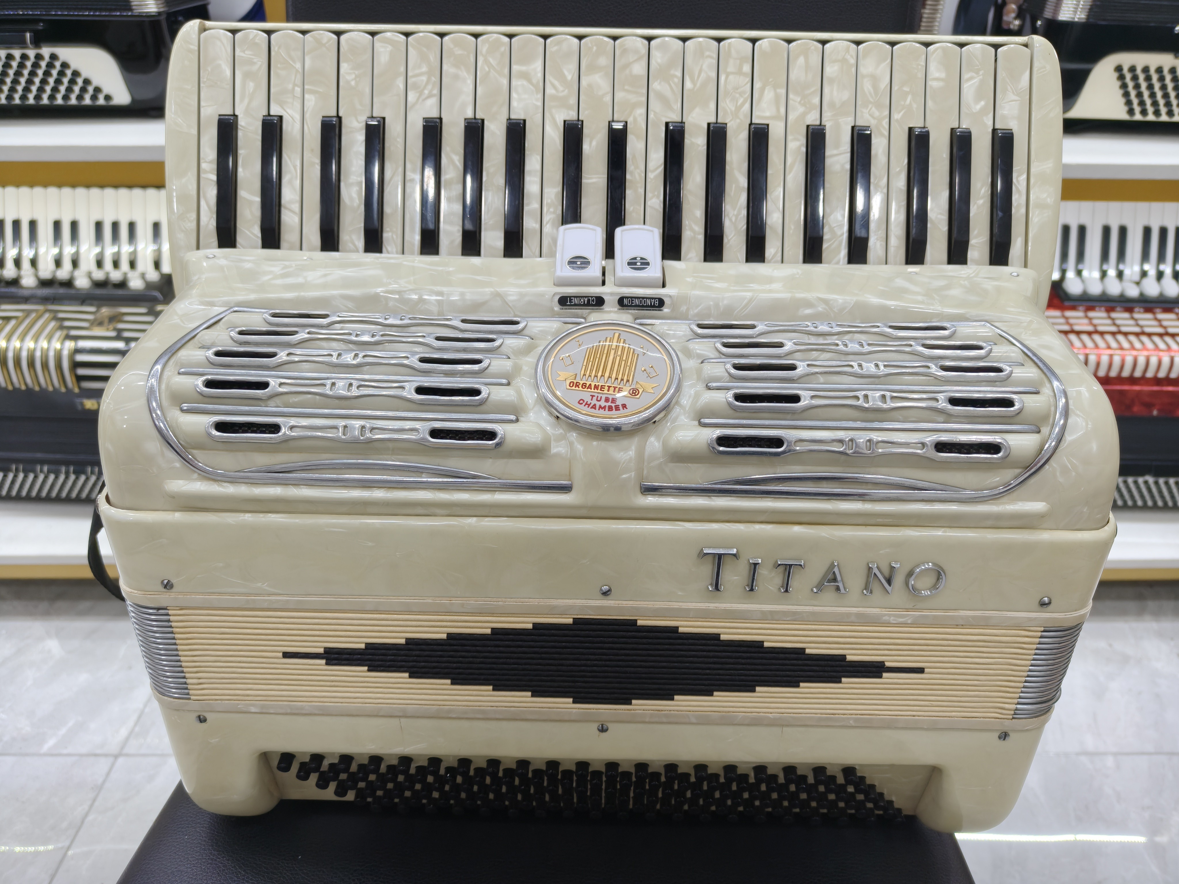 意大利 titano 手风琴