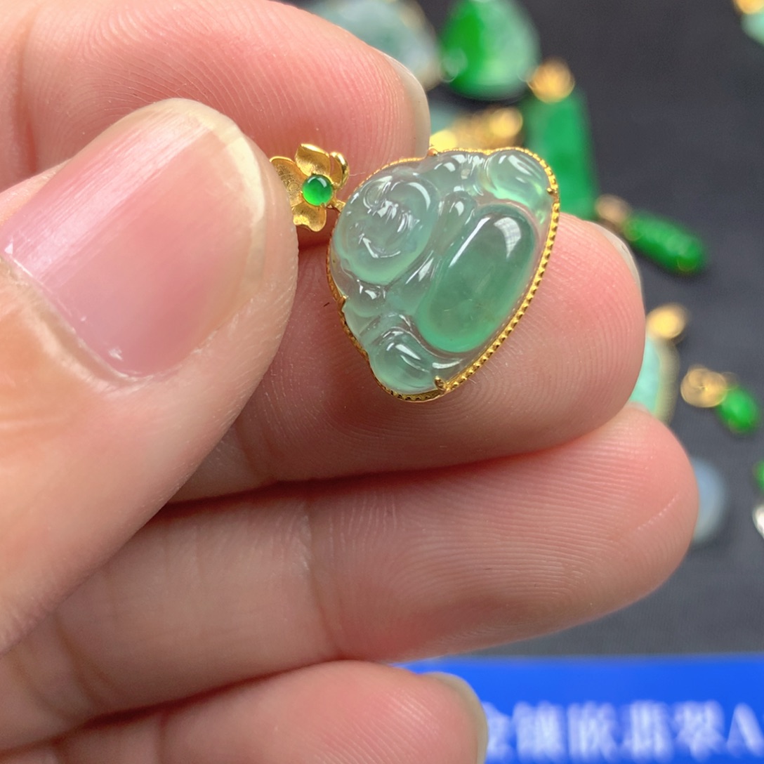 【闪购商品】颈饰18K金镶嵌翡翠翡翠