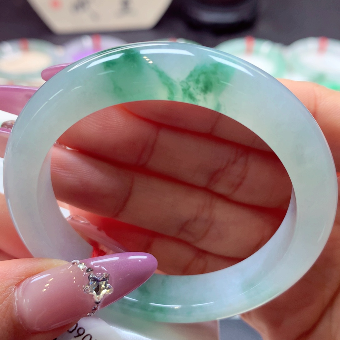 翡翠手镯未镶嵌正圈46号66