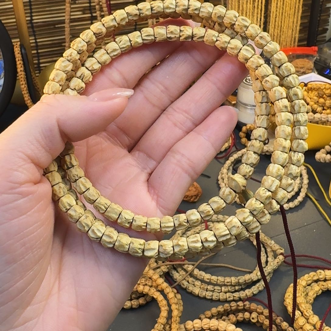 柏香籽/百香籽把件K****刘