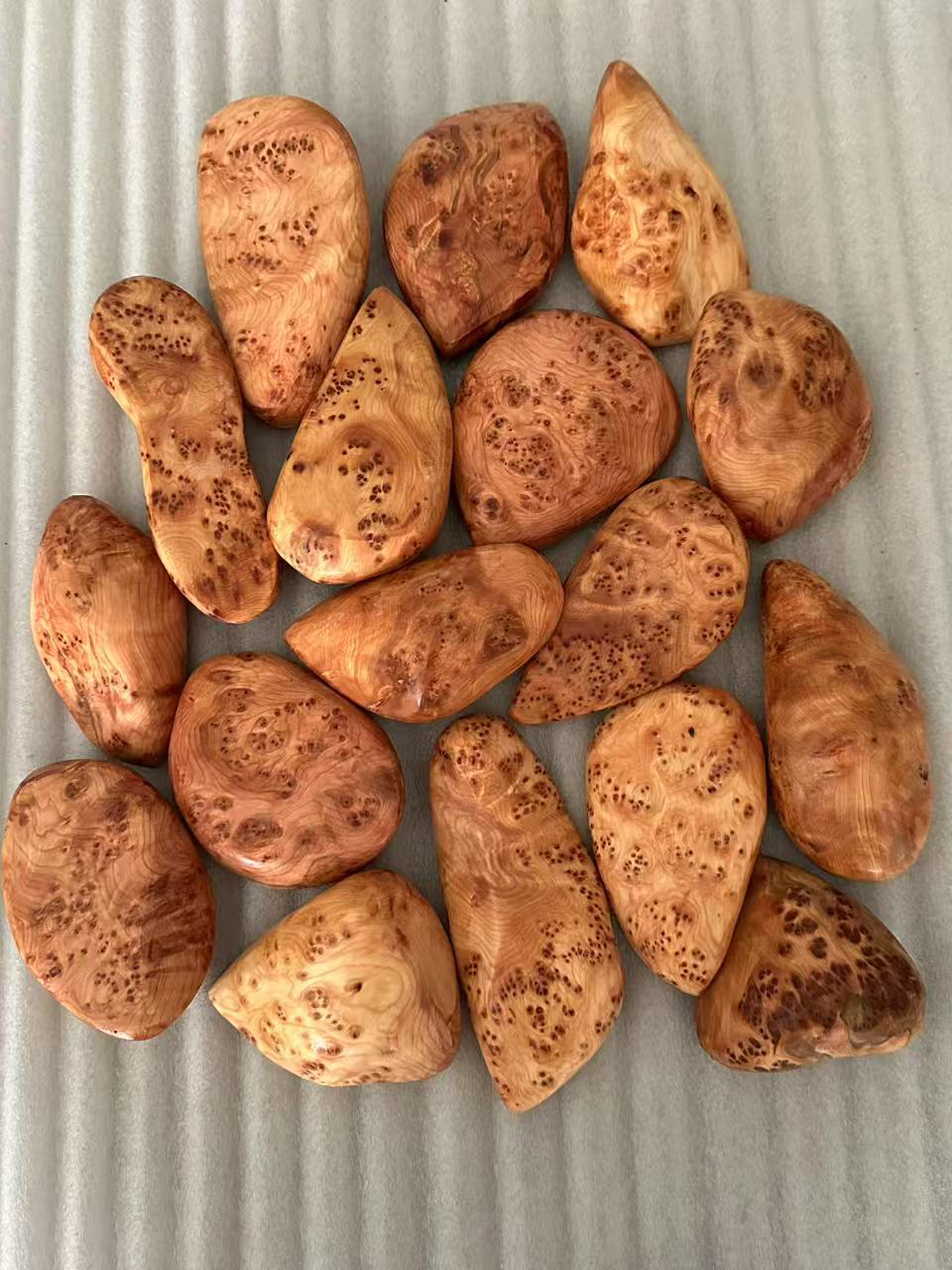 崖柏手把味道药香奶香