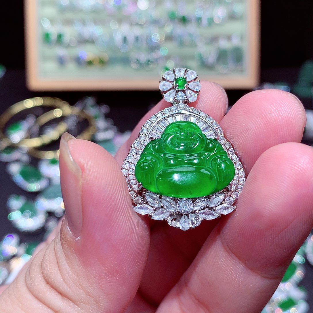 【闪购商品】翡翠吊坠(不含链)未镶嵌