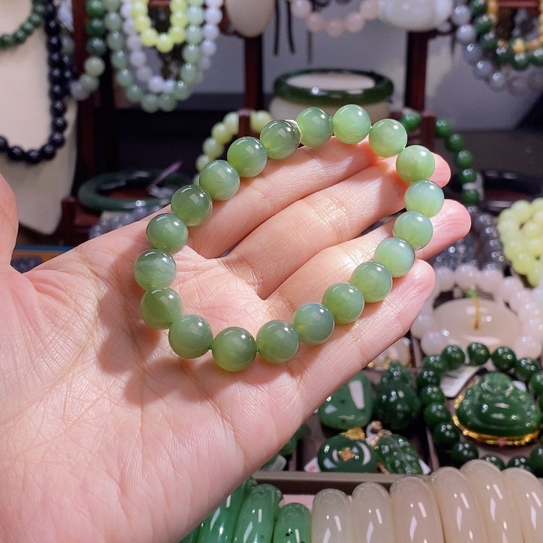 和田玉碧玉高冰底粉绿猫眼手串未镶嵌L**~