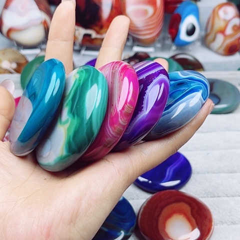 玛瑙/玉髓挂件未镶嵌凌****店