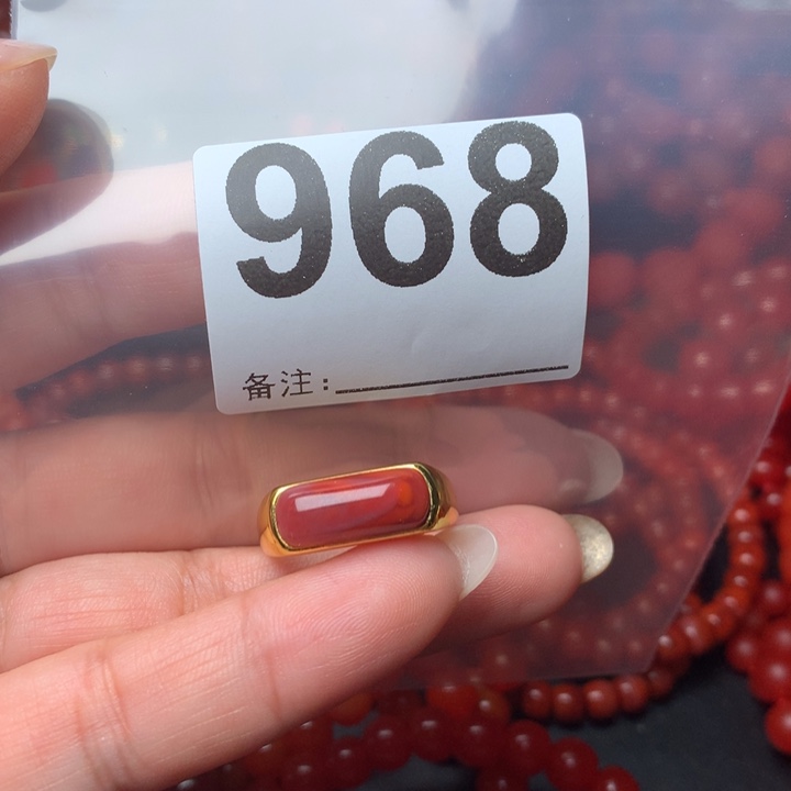 南红玛瑙手链未镶嵌M**翟