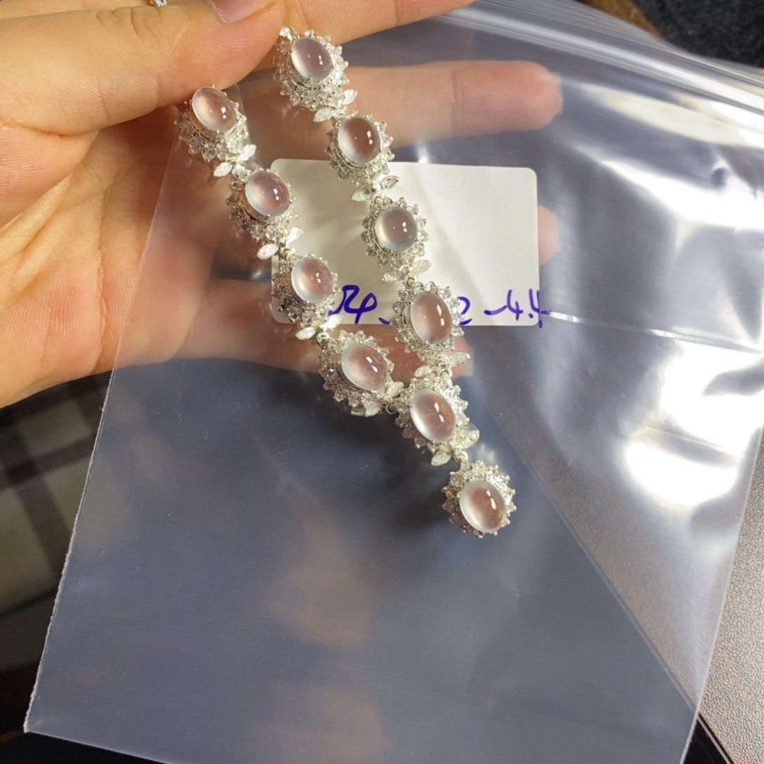 定制翡翠未镶嵌小****运翡翠