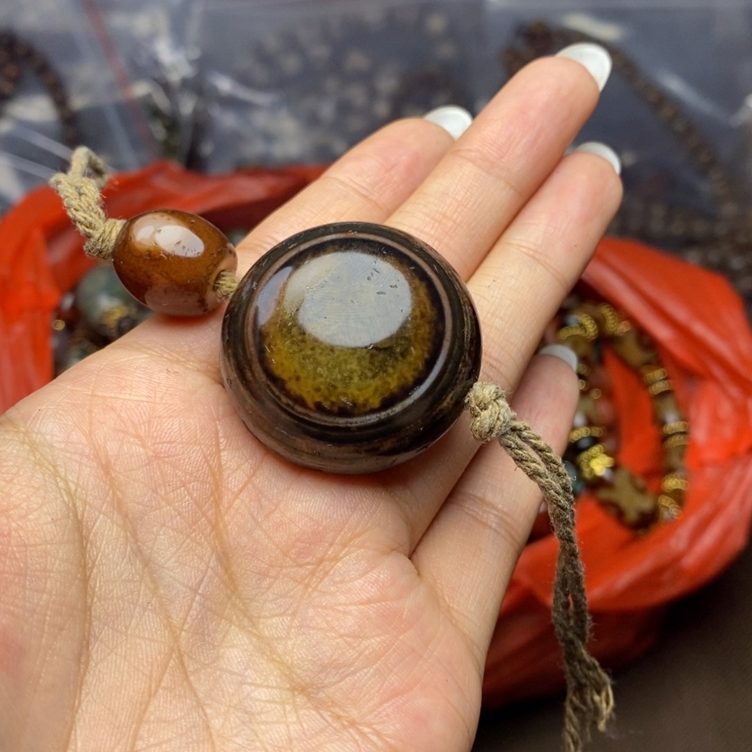 未镶嵌颈饰玛瑙/玉髓