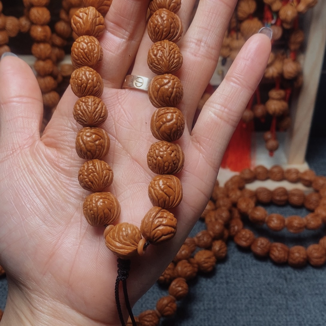 吊坠桃核龙纹桃枭