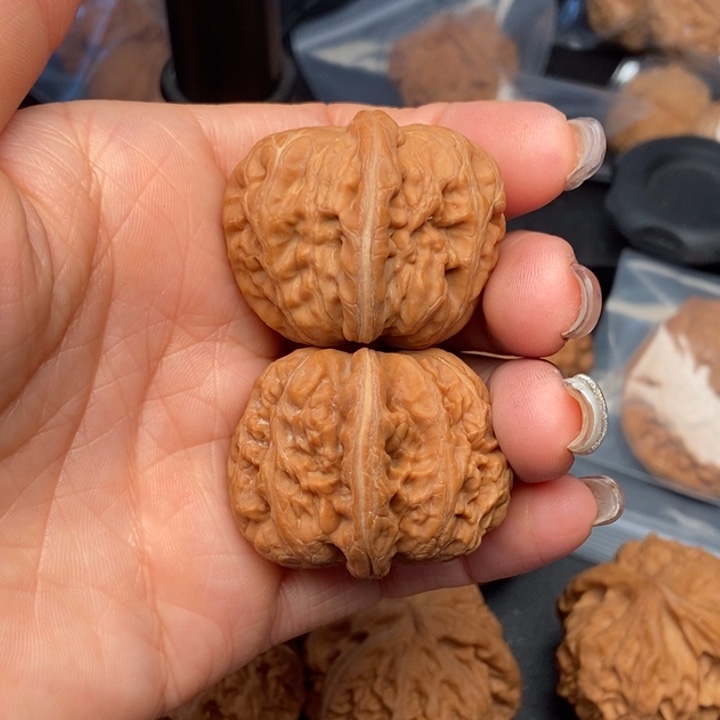 用***7把件文玩核桃平谷元宝