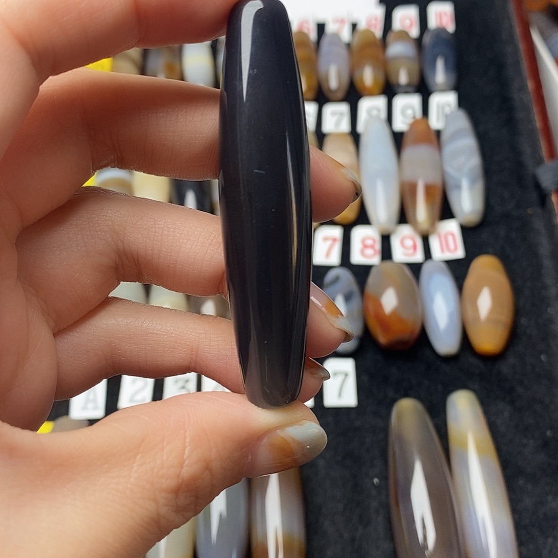 嘎***爱玛瑙/玉髓未镶嵌颈饰