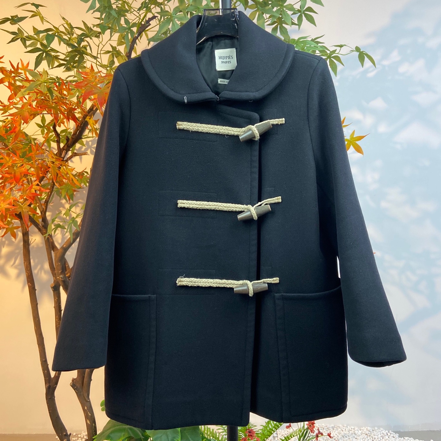99新 Hermes/爱马仕 2509233/36码/翻领牛角扣双贴袋中长款大衣