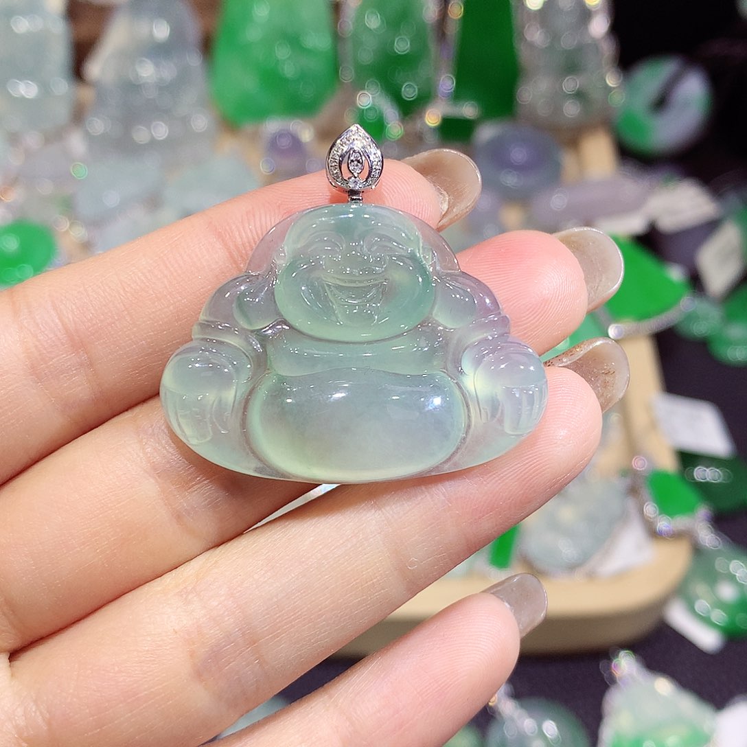 翡翠18K金镶嵌颈饰佛