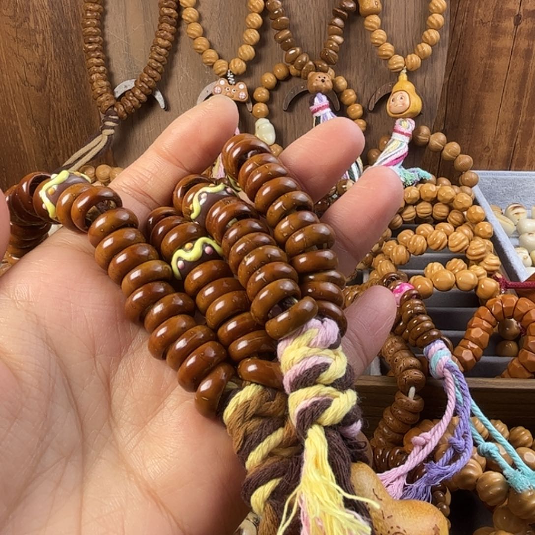 吊坠紫金鼠紫金鼠手串手持碗肠标题